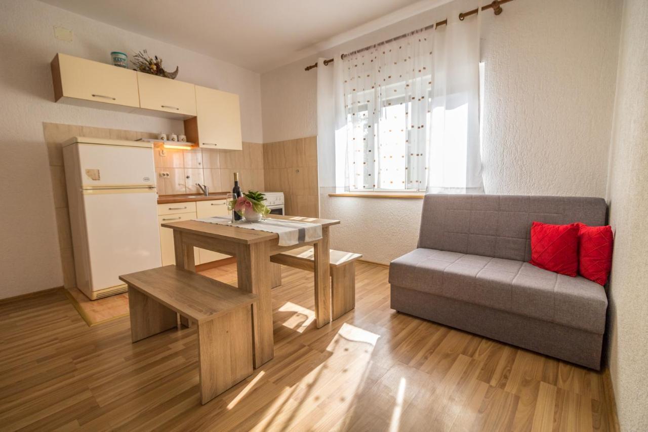 Apartmani Tonkica Супетарска Драга Екстериор снимка