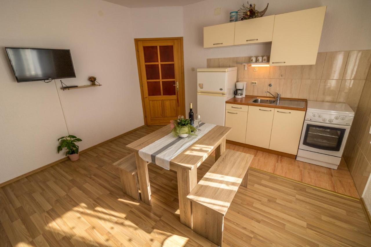 Apartmani Tonkica Супетарска Драга Екстериор снимка